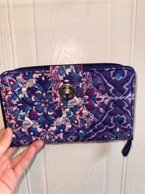 Vera Bradley Handbags - Vera Bradley RFID Turnlock Wallet in the retired Lilac Tapestry